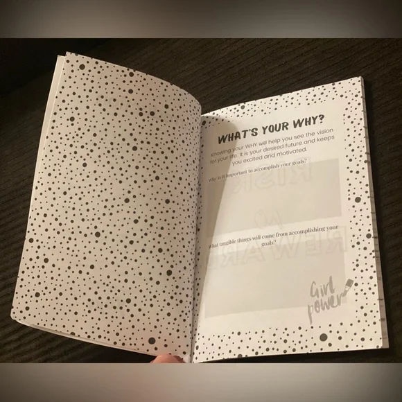 Goal Journal, ‘Girl Meets Goal’ — 12 Week Journal To Conquer Goals Like A Boss! - Picture 7 of 13